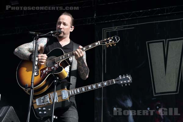 VOLBEAT - 2018-06-18 - BRETIGNY-SUR-ORGE - Base Aerienne 217 - Main Stage - 